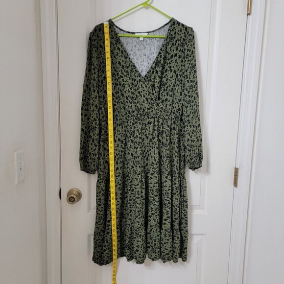Time and Tru Size L Sea Turtle Leopard (Green and Black) Tiered Side Tie Dress - Picture 12 of 13